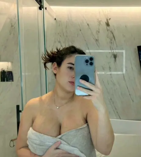 Image 718453 from Angie Varona