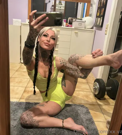 Image 718153 from Vanyvanity