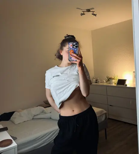 Image 718925 from Linneasky