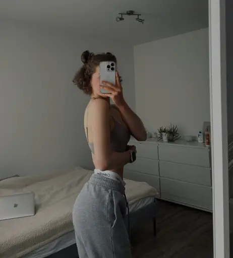 Image 717146 from Linneasky