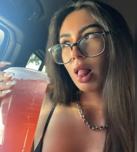 Image 717358 from Vanessa Legrow