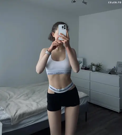 Image 717377 from Linneasky