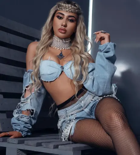 Image 712652 from melinda ademi