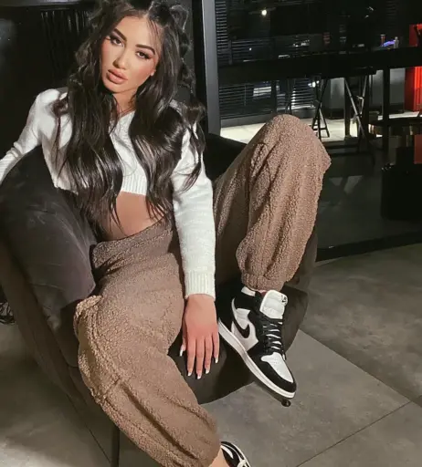 Image 712362 from melinda ademi