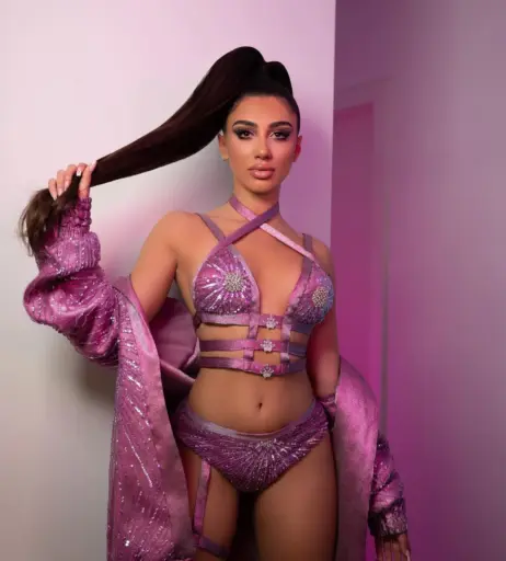 Image 712885 from melinda ademi