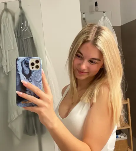 Image 726771 from Alizee Talk