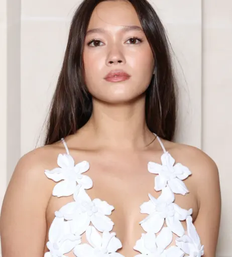 Image 726410 from Lily Chee