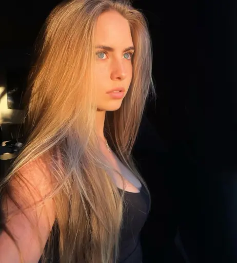 Image 725604 from Vanessa Liebe