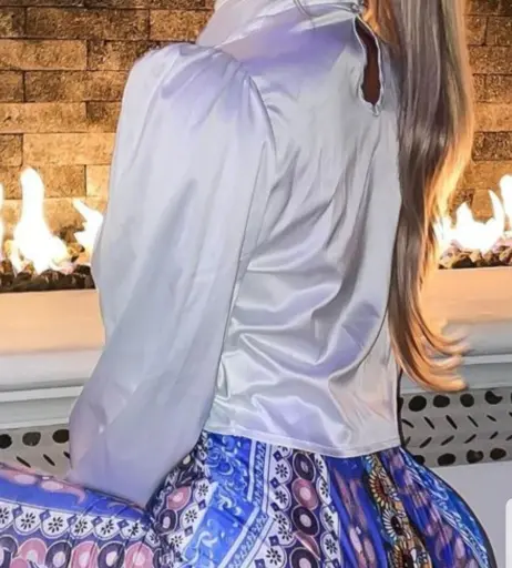 Image 739668 from Elena Kamperi