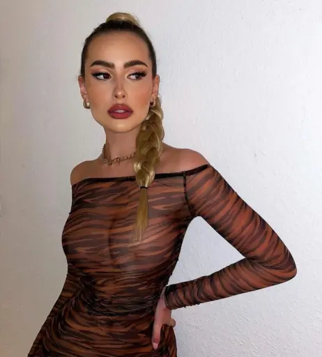 Image 739378 from Elena Kamperi