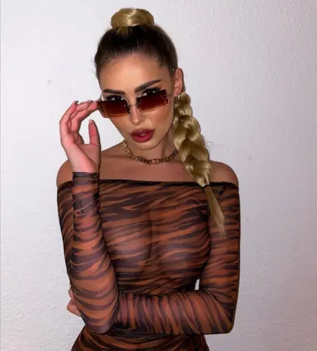 Image 739397 from Elena Kamperi