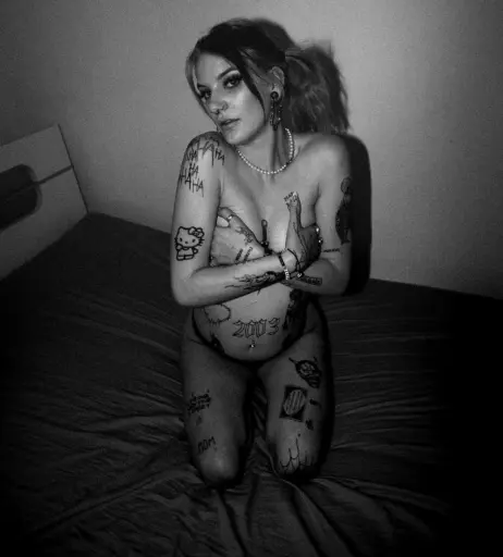 Image 738603 from nommee_cx