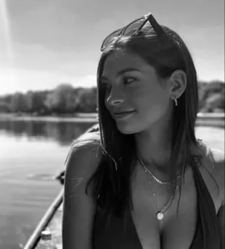 Image 737033 from Sophia Weber