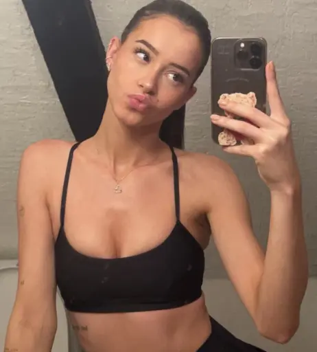 Image 735122 from Léa Elui