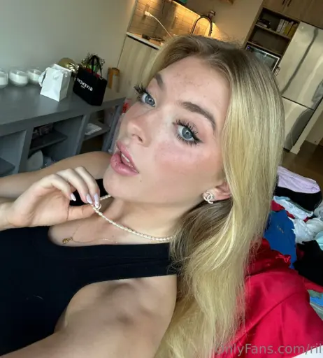 Image 735379 from Riley Mae Lewis