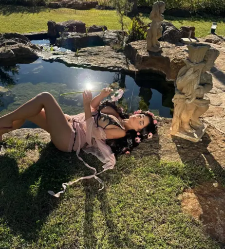 Image 733185 from Demi Rose