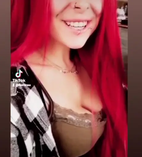 Image 732461 from Flashinaa