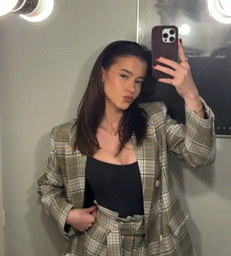 Image 732966 from Léa Elui