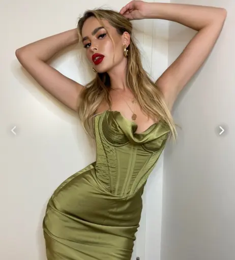 Image 744867 from Elena Kamperi