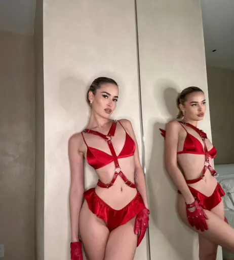 Image 766898 from Elena Kamperi