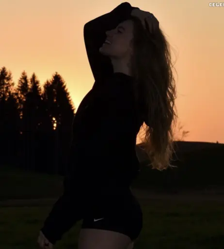 Image 708530 from Francesca Dougan