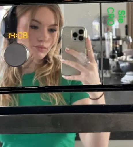 Image 708822 from Francesca Dougan