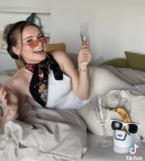 Image 707996 from Francesca Dougan