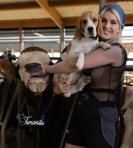 Image 701554 from Theresa Diesel