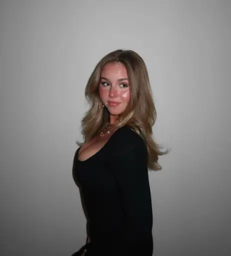 Image 700506 from Dalia